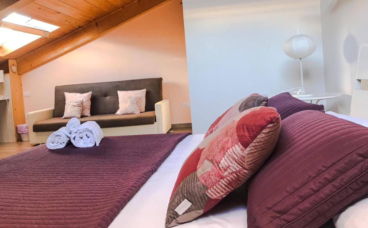 Na Bona Nuttata Bed and Breakfast Neapel Exteriör bild